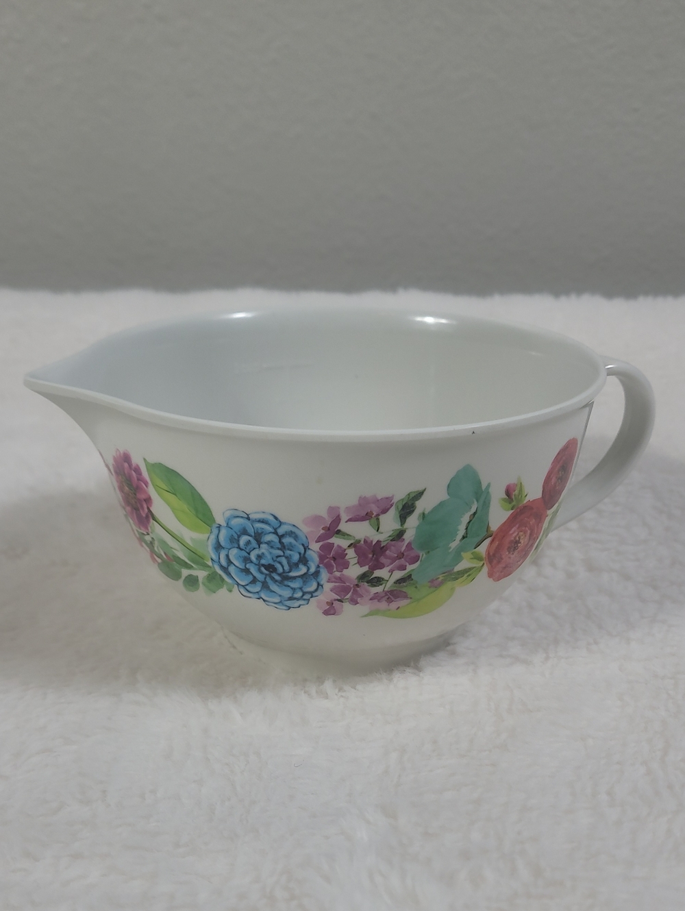 The Pioneer Woman Floral Melamine Pouring Bowl Batter Bowl